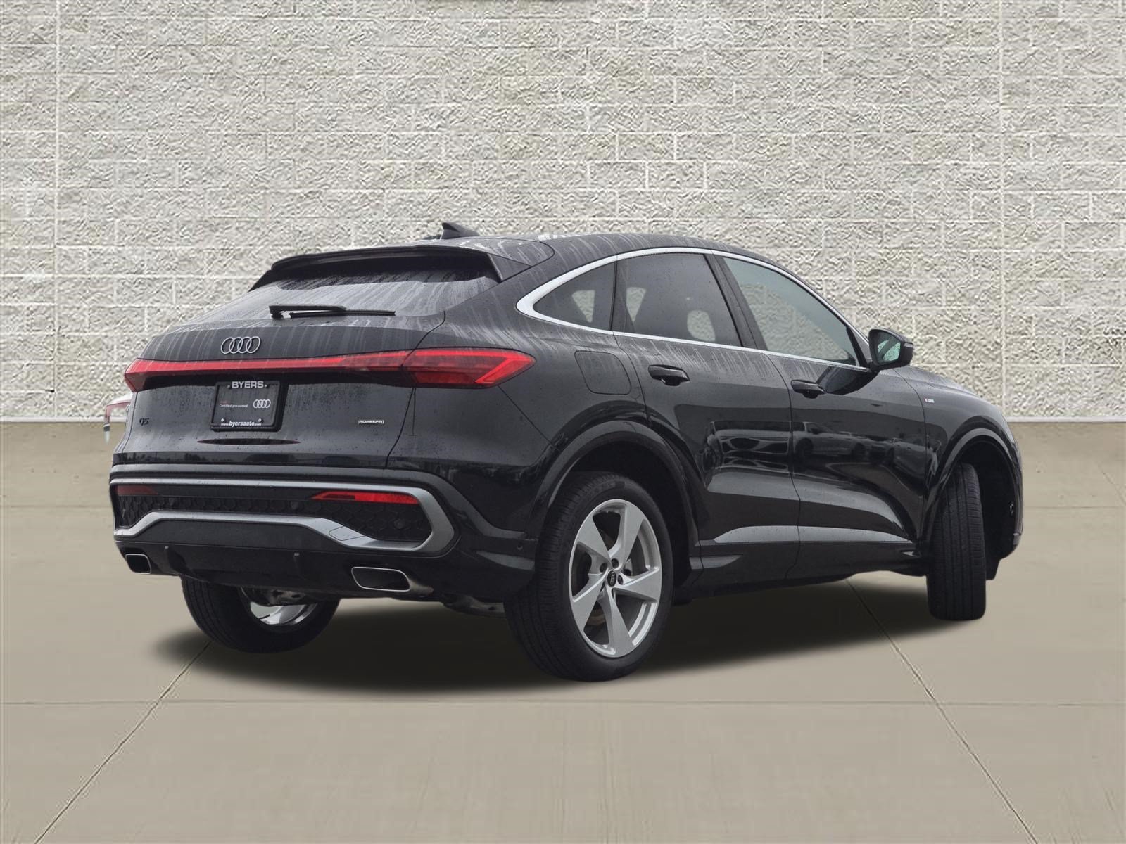 Used 2025 Mythos Black Metallic Audi Premium Plus image 7