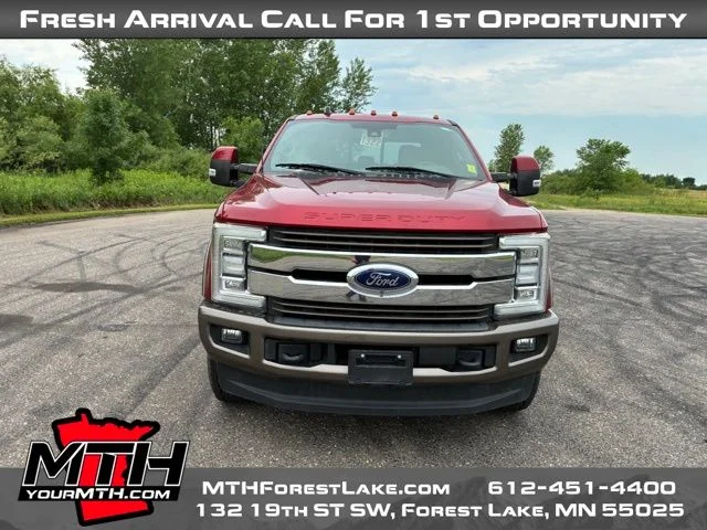 Used 2019 Red Ford King Ranch image 3