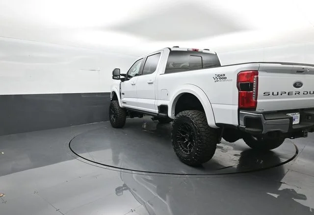 New 2026 Oxford White Ford F-250® Lariat® image 5