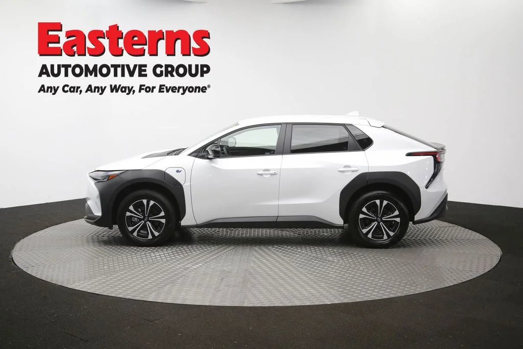 Used 2023 White Subaru Premium image 58