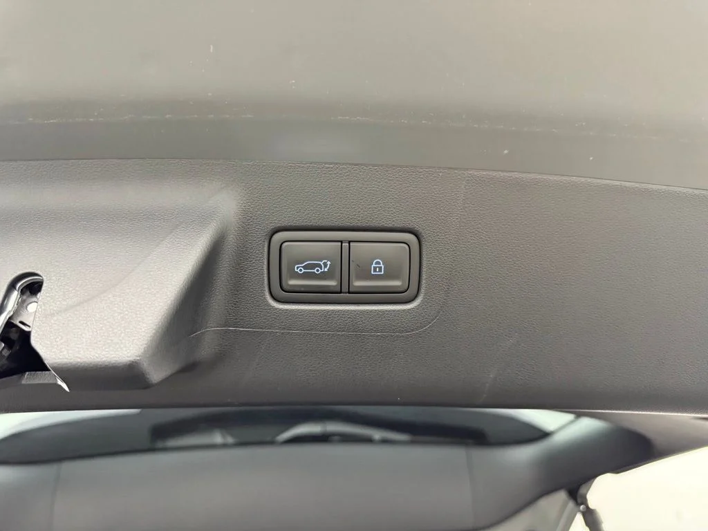 Used 2025 Gray Hyundai Calligraphy image 15