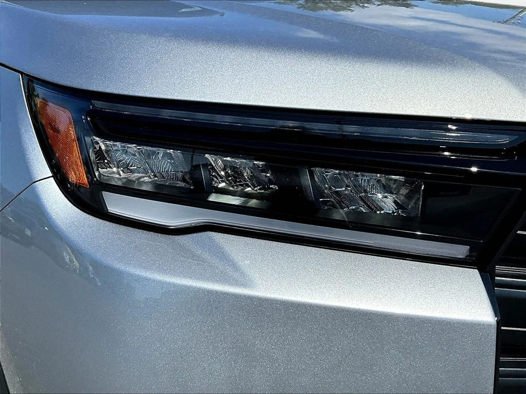 New 2026 Solar Silver Metallic Honda AWD EX-L image 27
