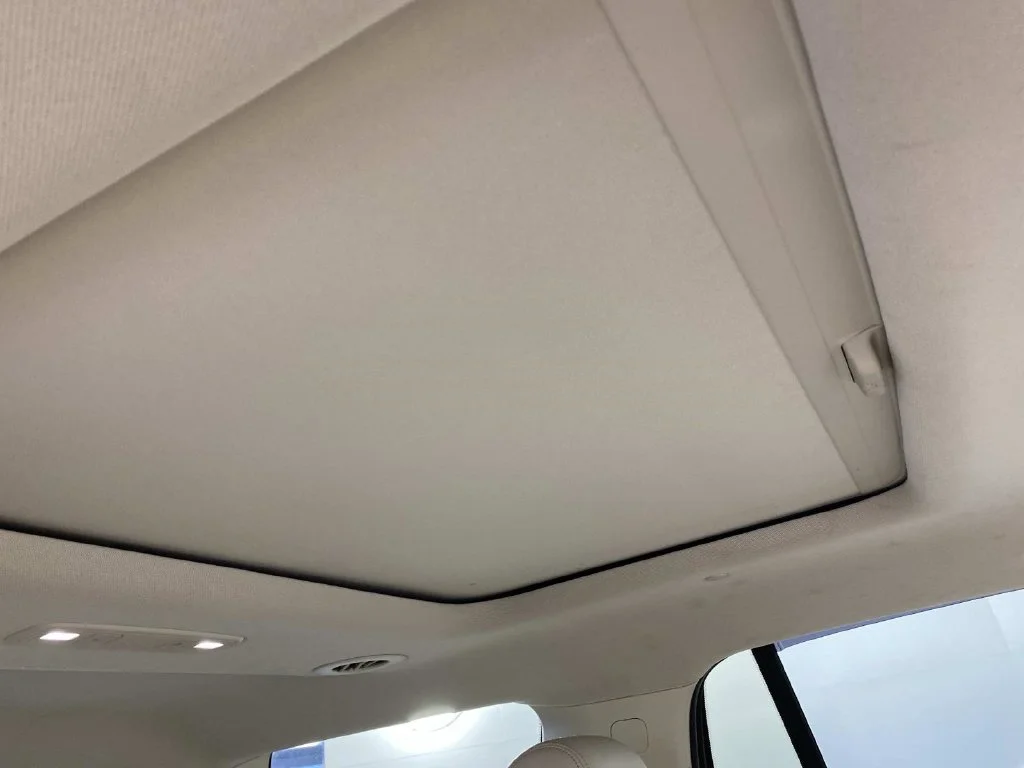 Used 2021 Hunter Green GMC Denali image 15