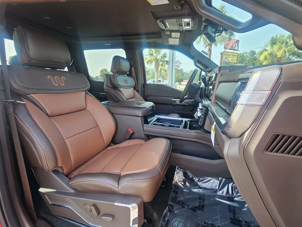 New 2026 Ruby Red Metallic Tinted Clearcoat Ford F-250® King Ranch® image 30