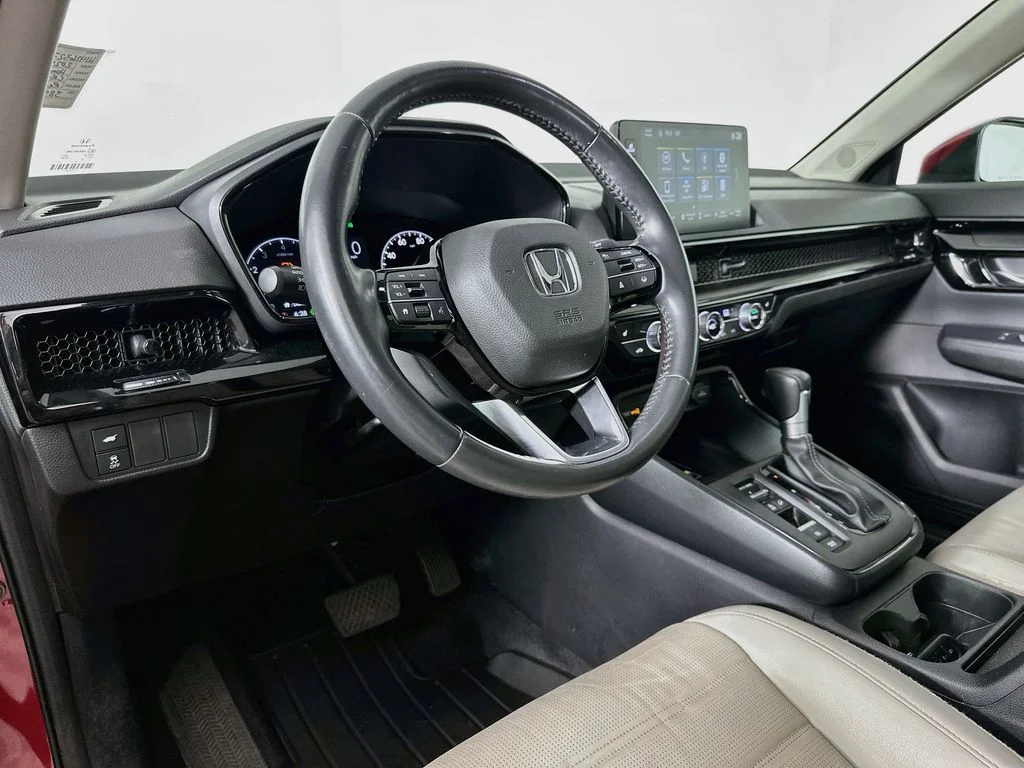 Used 2024 Red Honda EX-L image 10