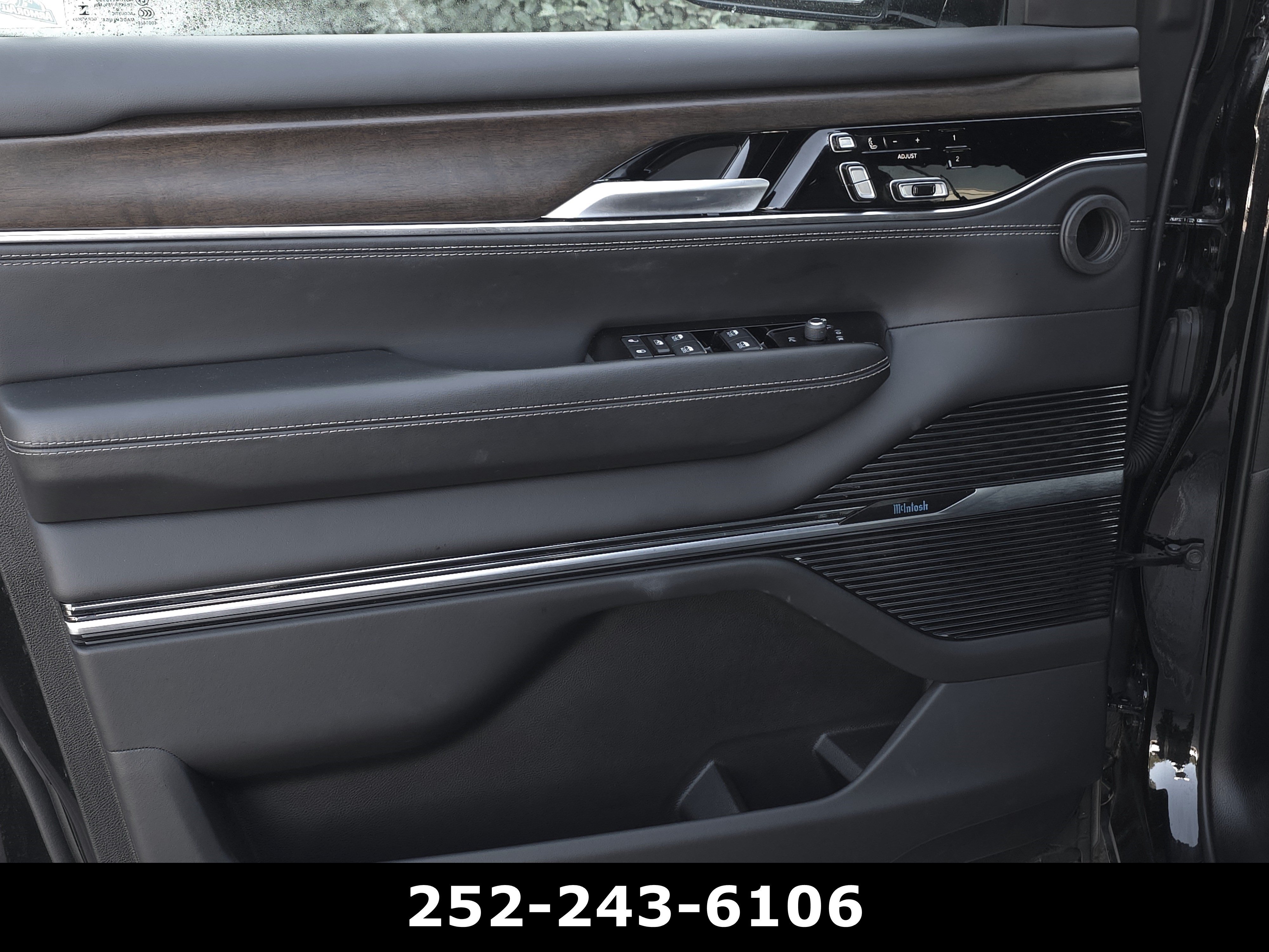 Used 2022 Diamond Black Crystal Pearlcoat Jeep Series II image 42