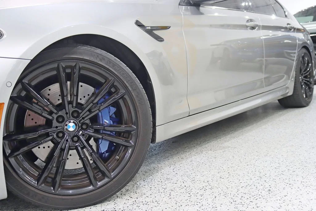 Used 2019 Gray BMW  image 4