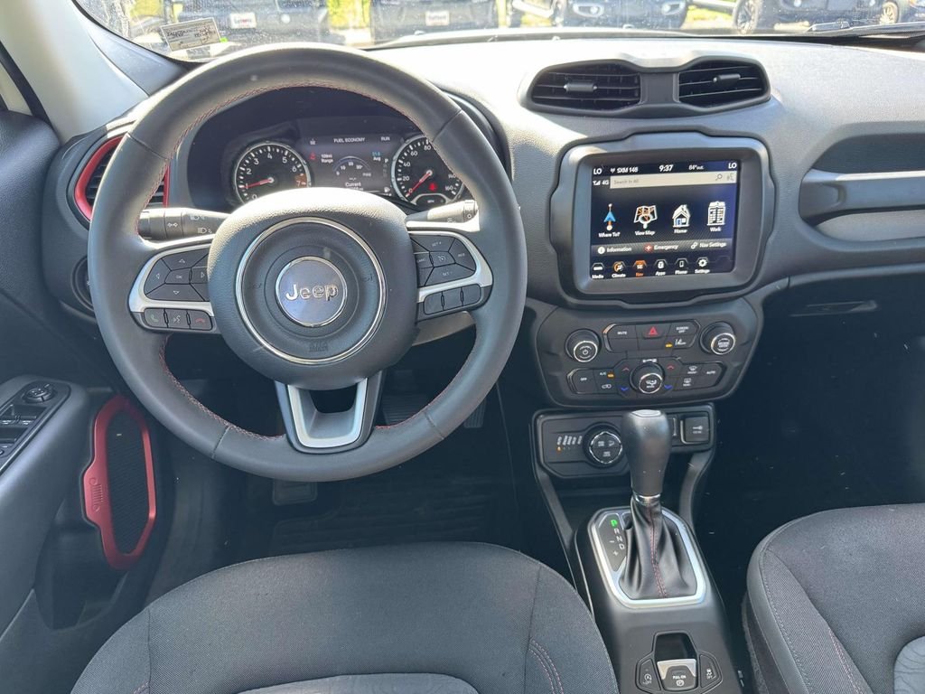 Used 2023 White Jeep Trailhawk image 15