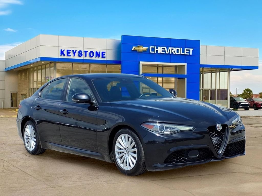 2023 Alfa Romeo Giulia Sprint RWD's photo