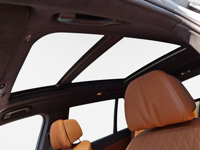 New 2027 Brooklyn Grey Metallic BMW xDrive40i image 12