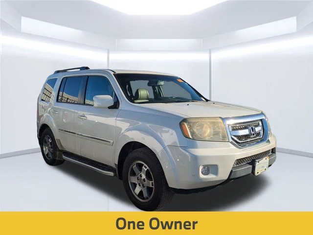 Used 2011 Honda Pilot Touring with VIN 5FNYF3H91BB007257 for sale in Pensacola, FL