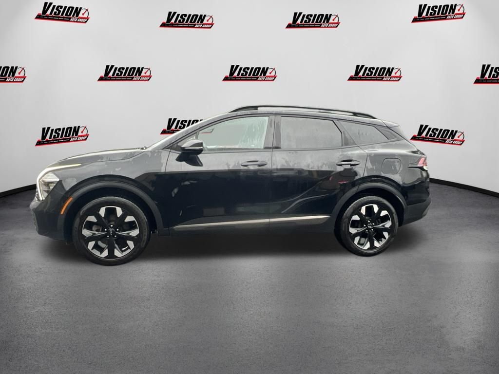 Used 2023 Black Kia X-Line image 3