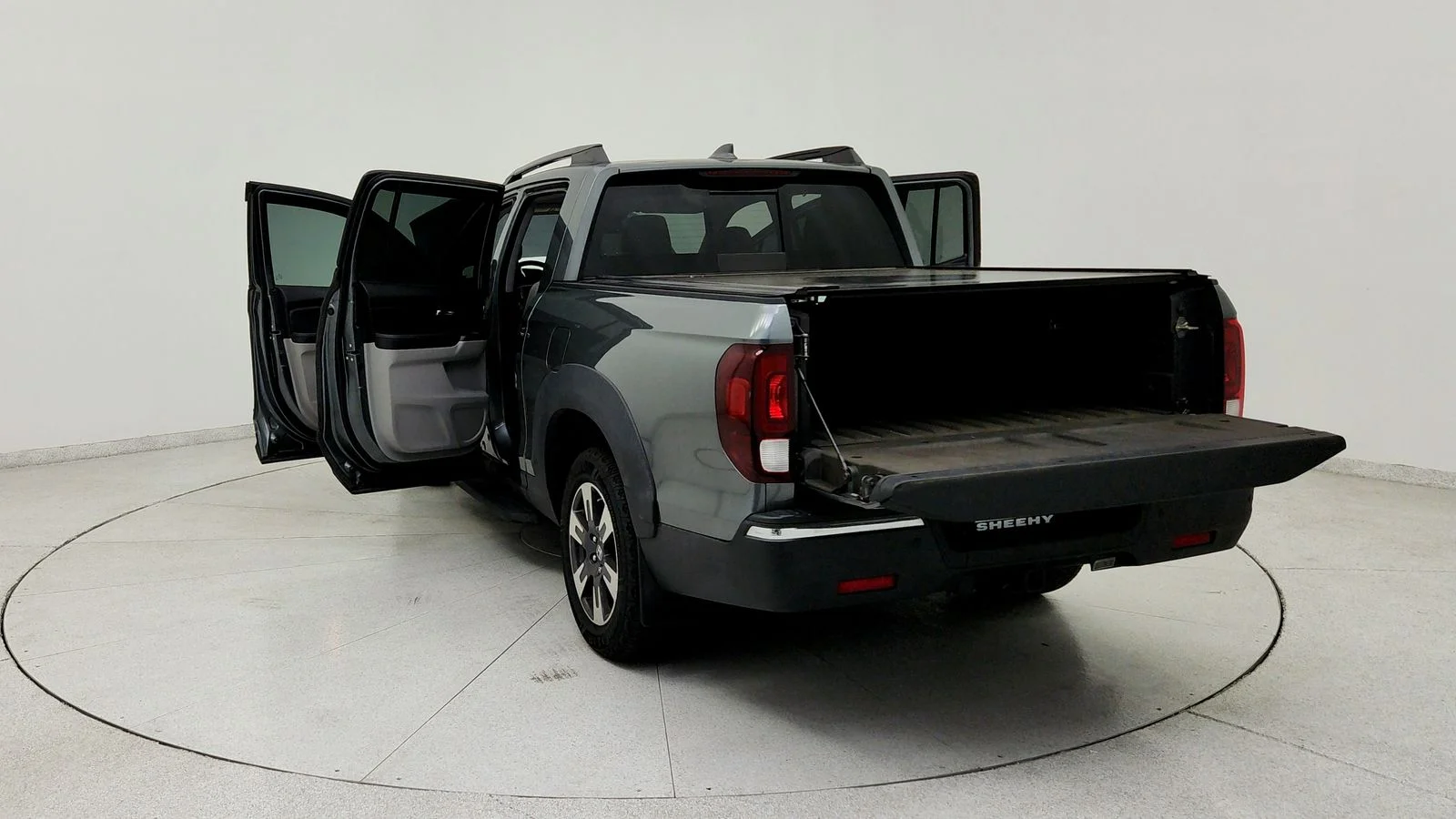 Used 2019 Silver Honda RTL-E image 15