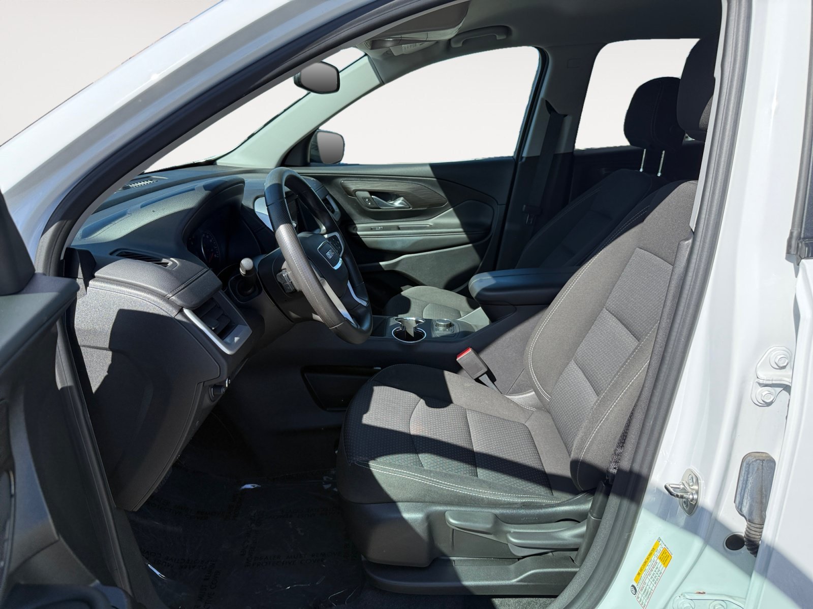 Used 2024 Summit White GMC SLE image 10