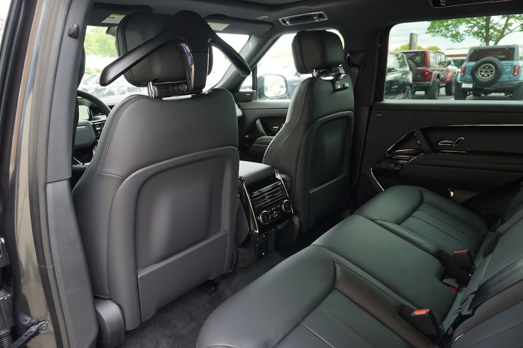 Used 2026 Gray Land Rover Dynamic SE image 32