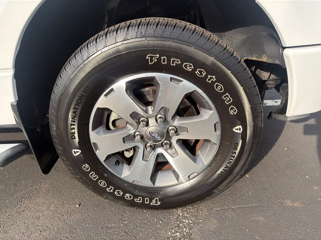 Used 2012 White Ford XLT image 11