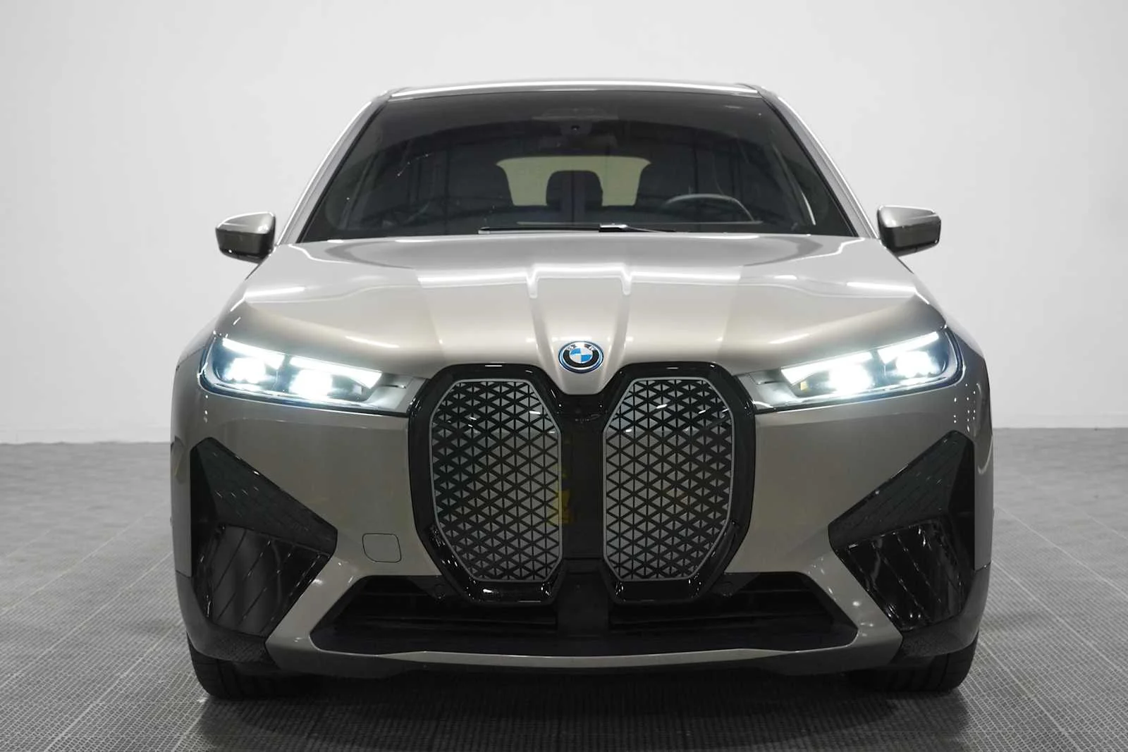 Certified 2024 BMW iX Base with VIN WB523CF02RCR20793 for sale in Grapevine, TX