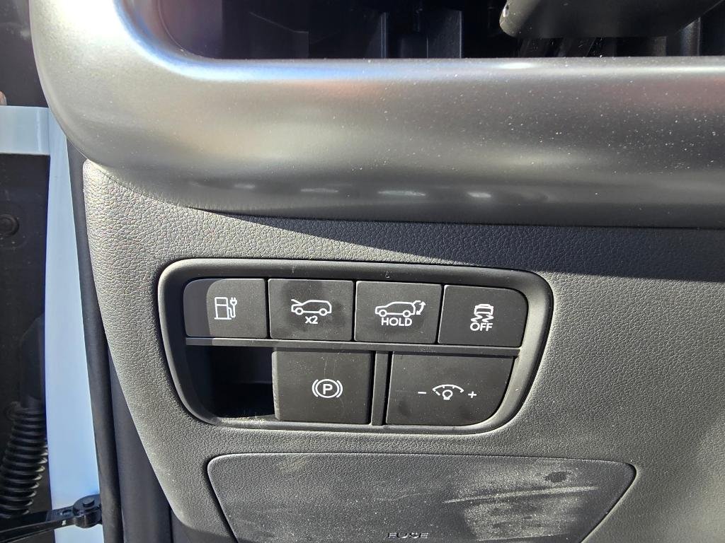 New 2026 Snow White Pearl Hyundai SE image 20
