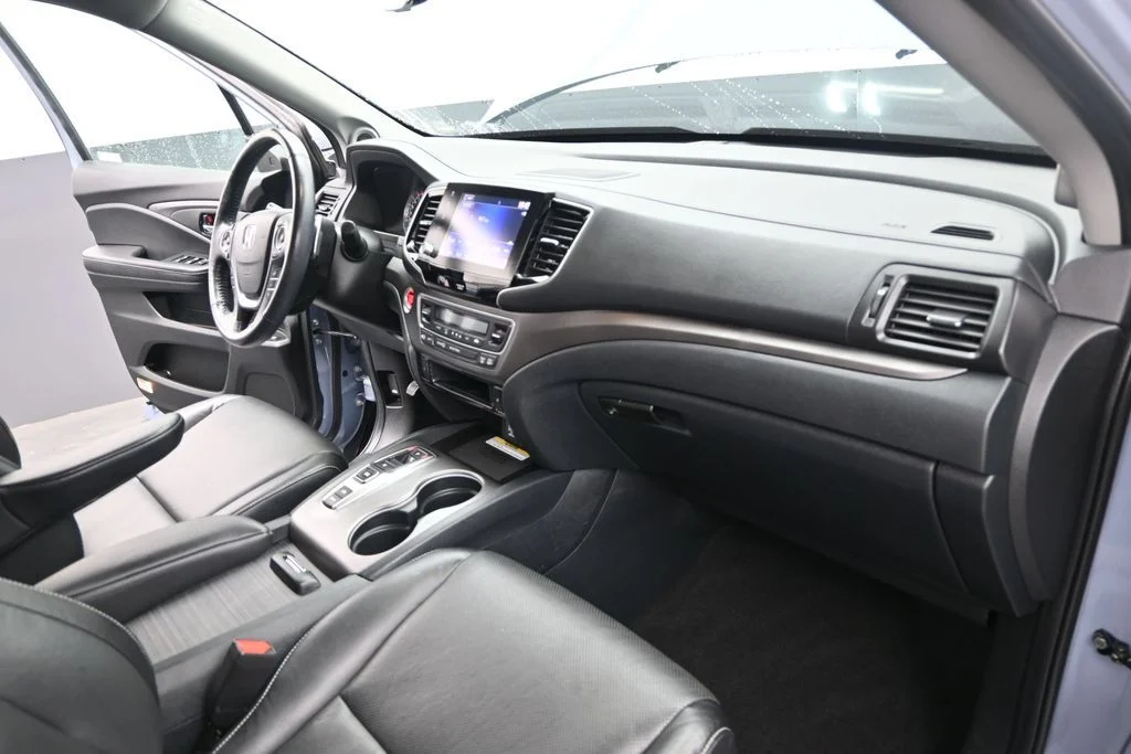 Used 2023 Modern Steel Metallic Honda RTL-E image 28