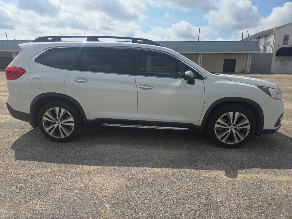 Used 2020 White Subaru Touring image 12