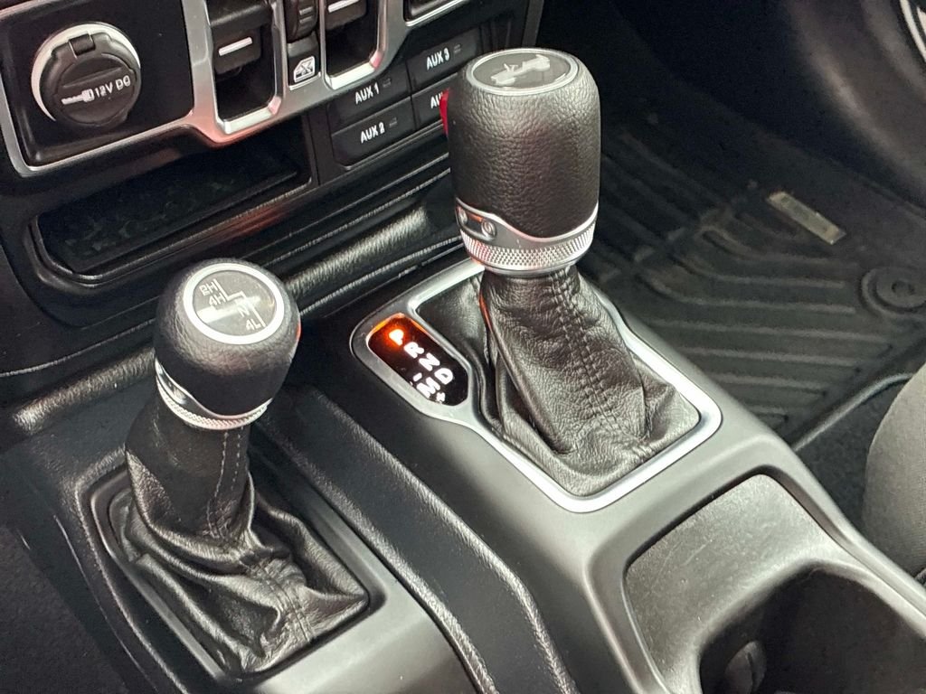 Used 2021 White Jeep Unlimited Sport S image 27