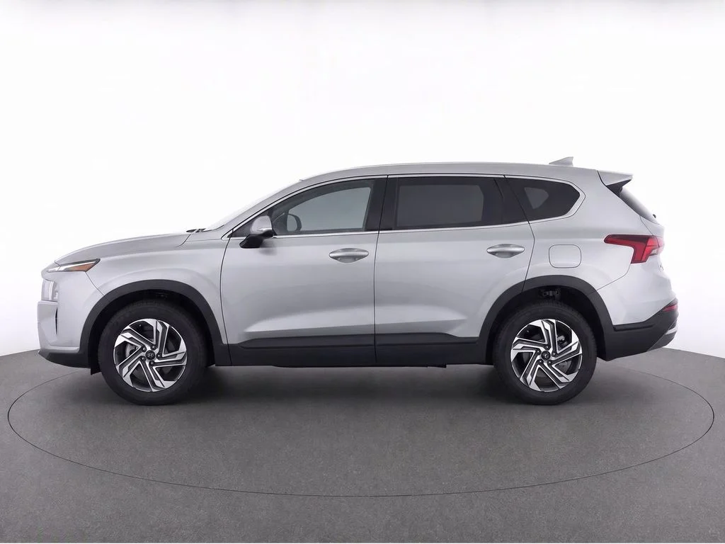 Used 2023 Silver Hyundai SEL image 7