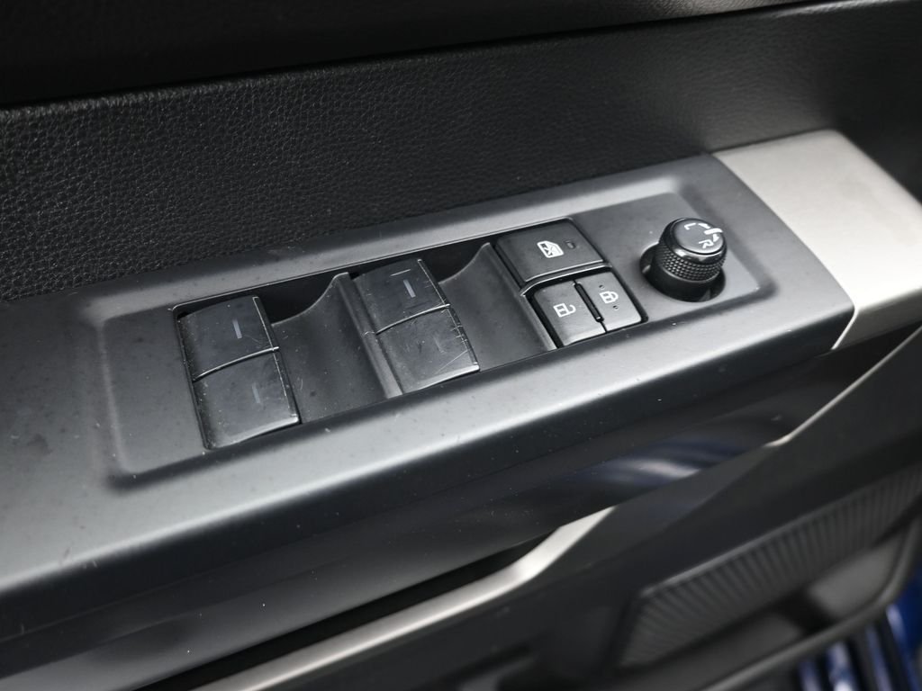 Used 2023  Toyota SR5 image 13