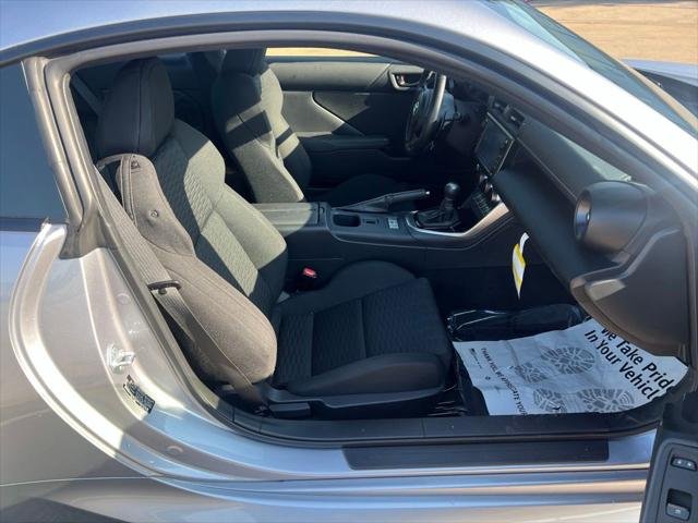 Certified Used 2022 STEEL Toyota  image 14