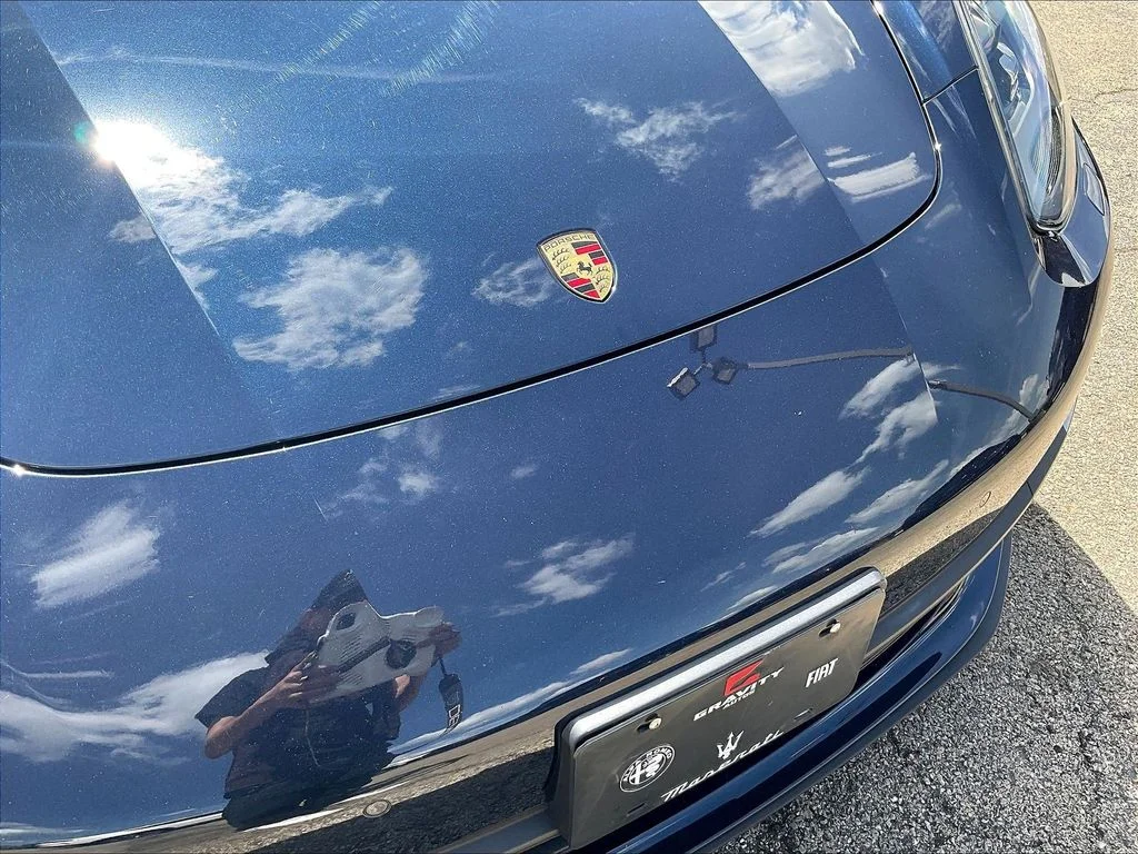 Used 2020  Porsche 4S image 32
