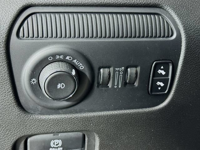Used 2024 Diamond Black C Jeep Series II image 10