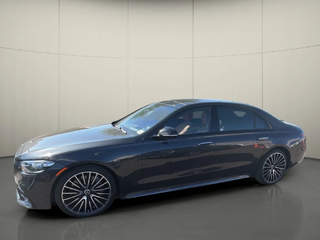 Used 2023 Gray Mercedes-Benz S 500 image 5