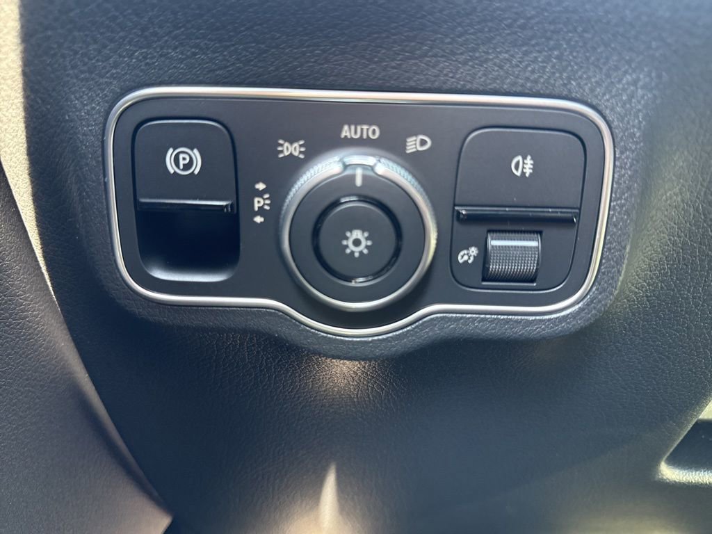 2026 Mercedes-Benz GLA AMG GLA 35 - Photo 131