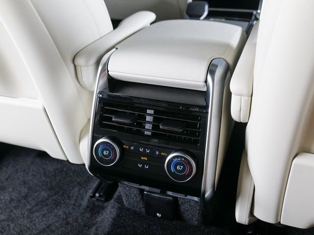 New 2026 Fuji White Land Rover SE image 23
