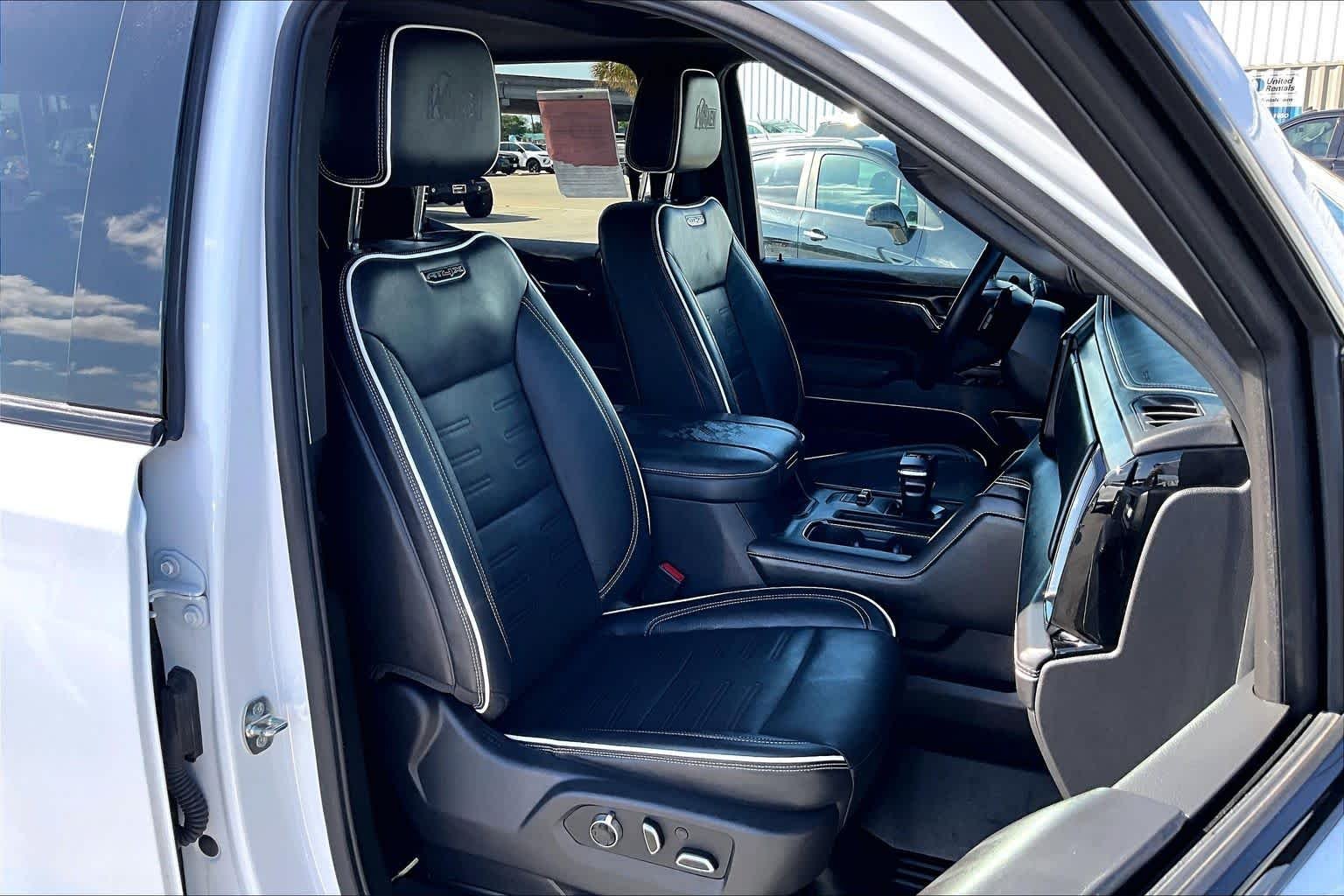 Used 2024 Summit White GMC AT4X image 16