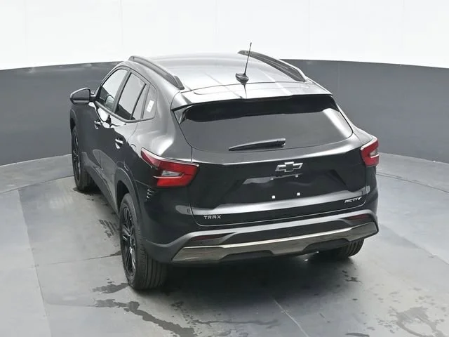 2026 Chevrolet Trax Activ - Photo 10