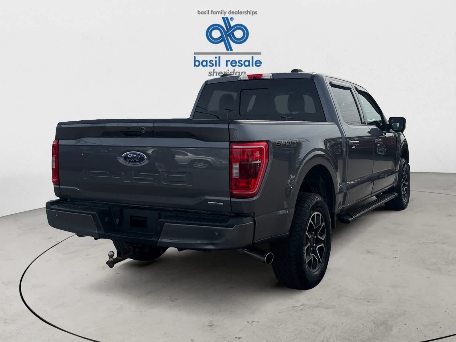 Used 2022 Carbonized Gray Ford XLT image 7