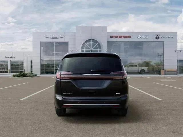 New 2026 Diamond Black Crystal Pearl-Coat Exterior Paint Chrysler Select image 60
