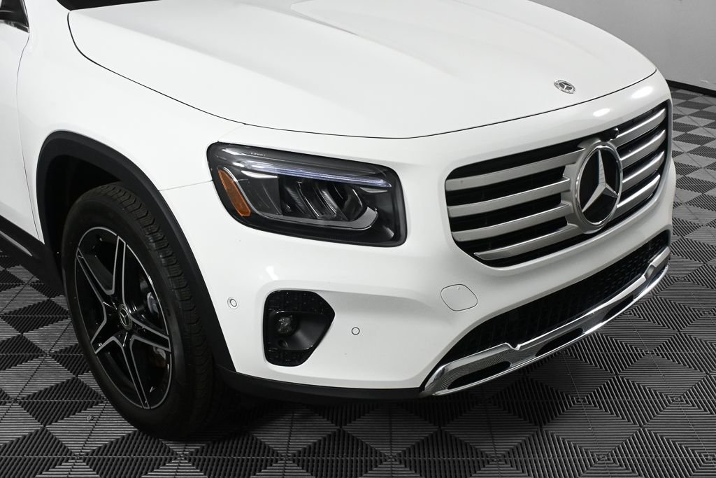 Used 2026 White Mercedes-Benz GLB 250 image 36