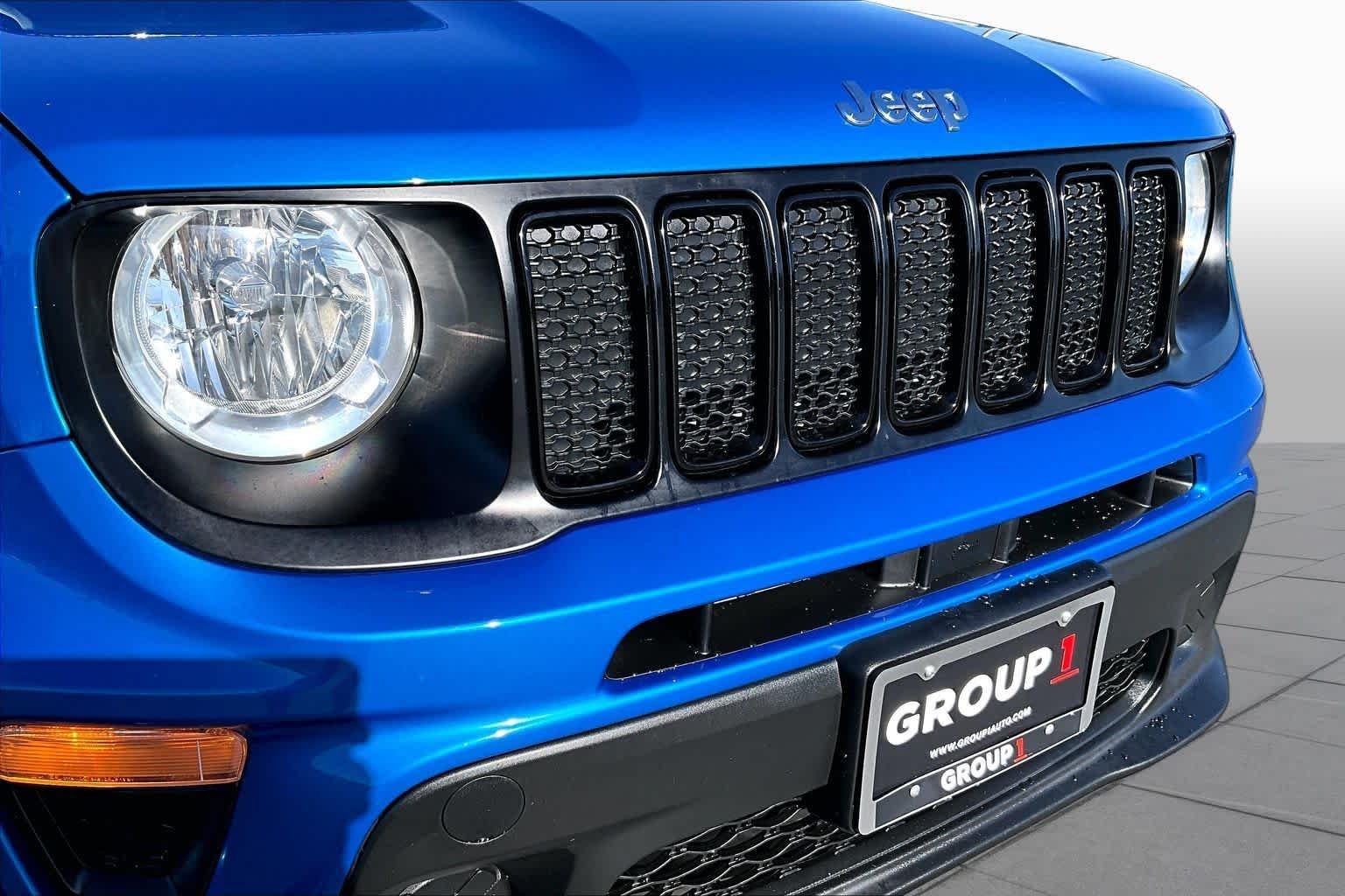 Used 2020 Brilliant Blue Metallic Clear Coat Jeep Jeepster image 29
