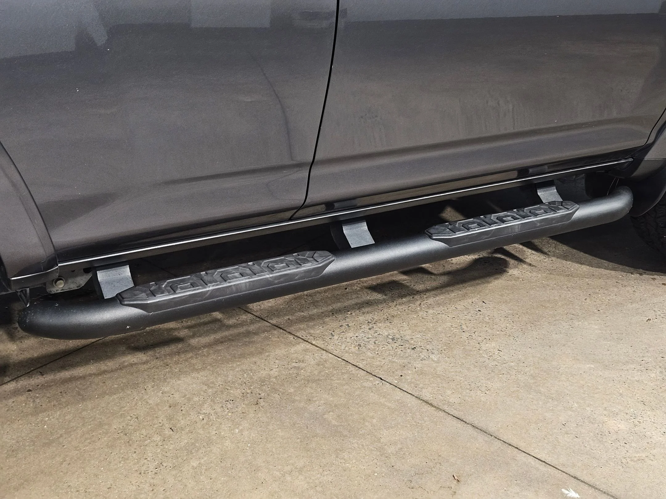 Used 2023 Magnetic Gray Metallic Toyota SR5 Premium image 39