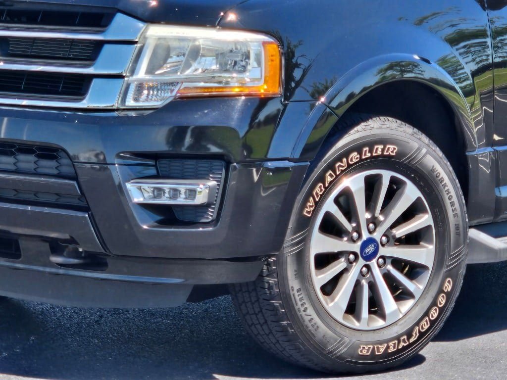Certified 2017 Ford Expedition XLT with VIN 1FMJU1JT4HEA13786 for sale in Plano, IL