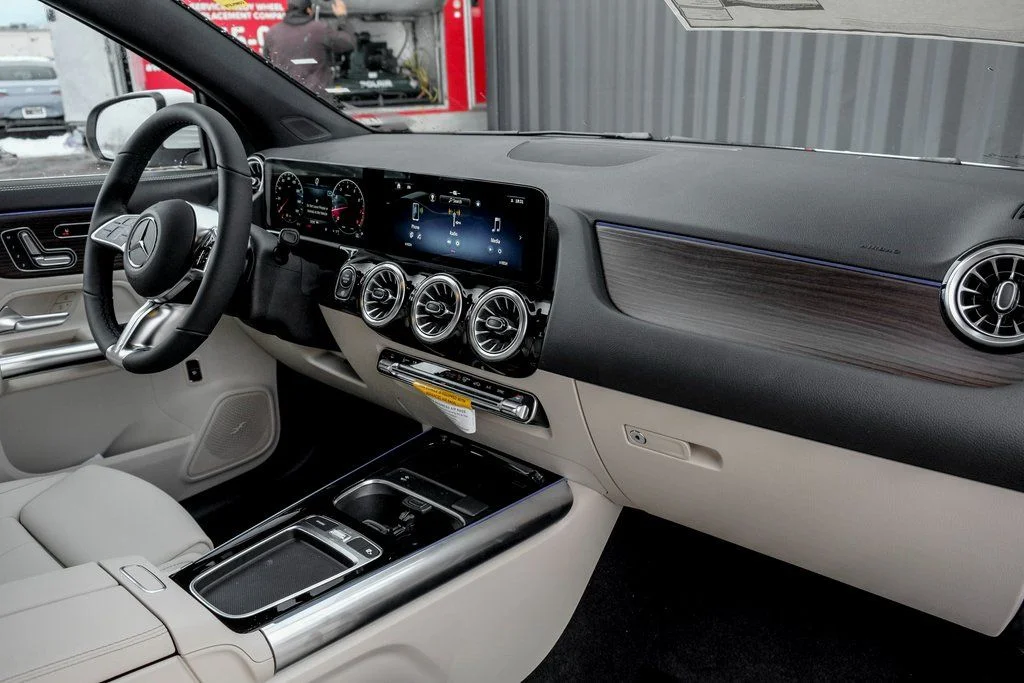Certified Used 2026 Polar White Mercedes-Benz GLA 250 image 22