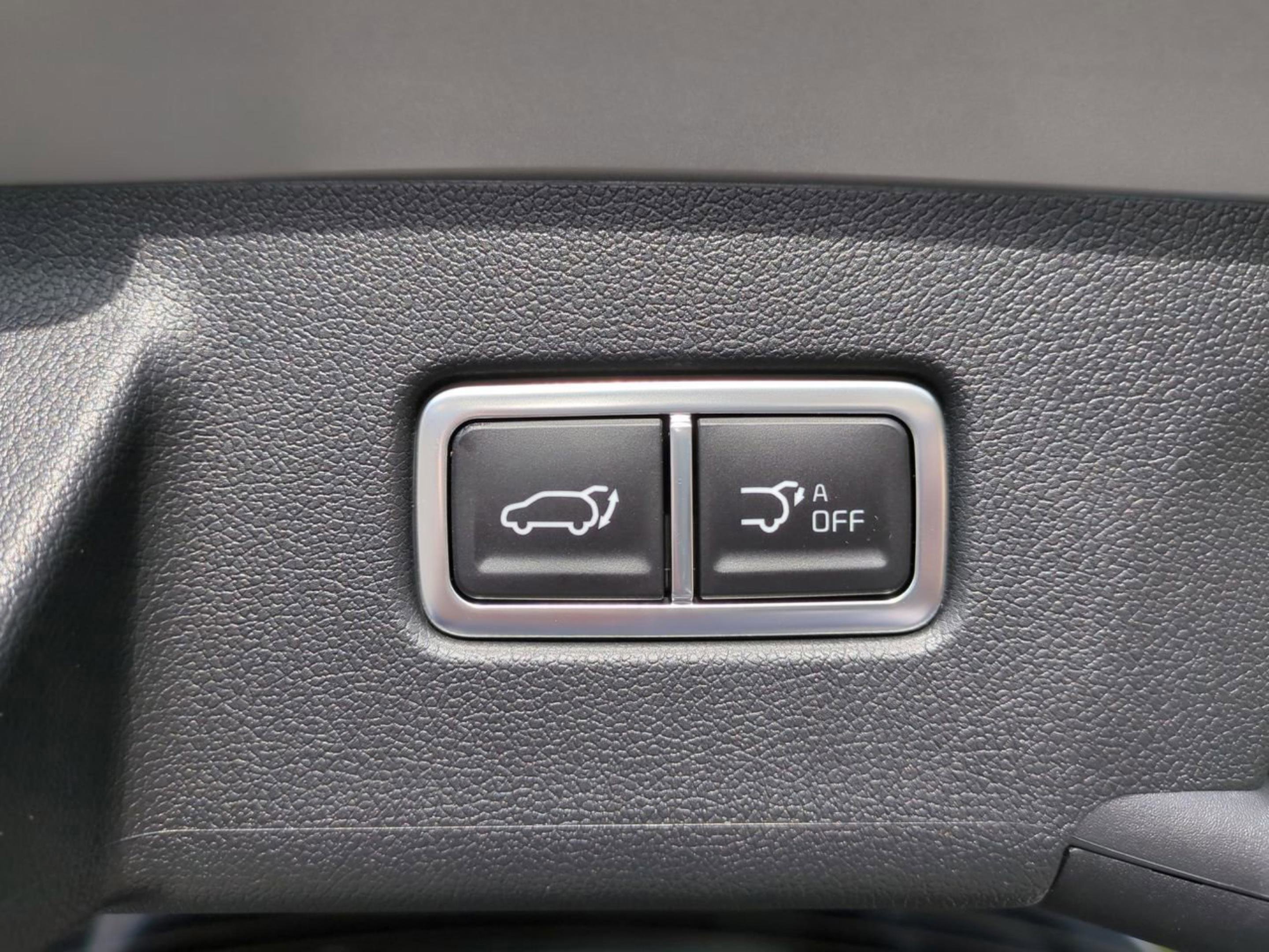 New 2026 Ivory Silver Kia X-Line SX AWD image 15
