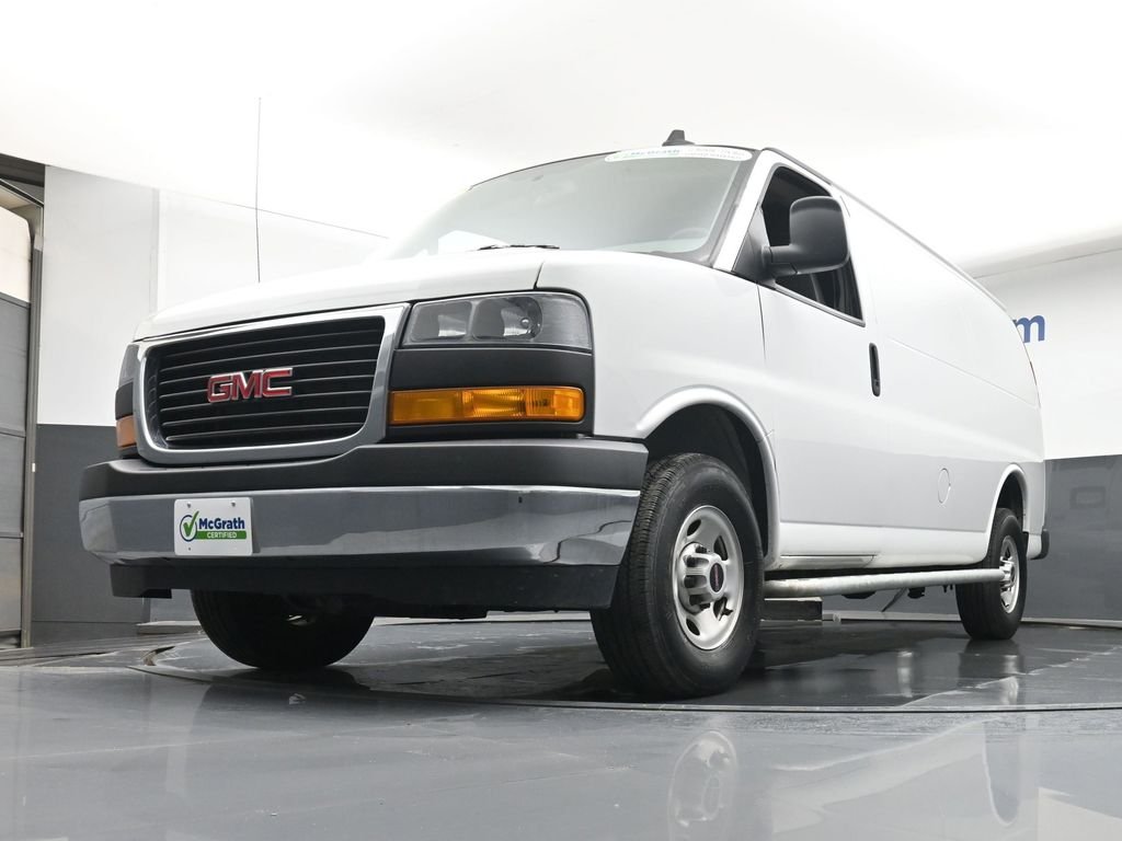 Used 2024 White GMC Work Van image 7