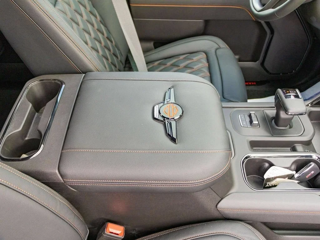2025 GMC Sierra 1500 AT4 - Photo 18