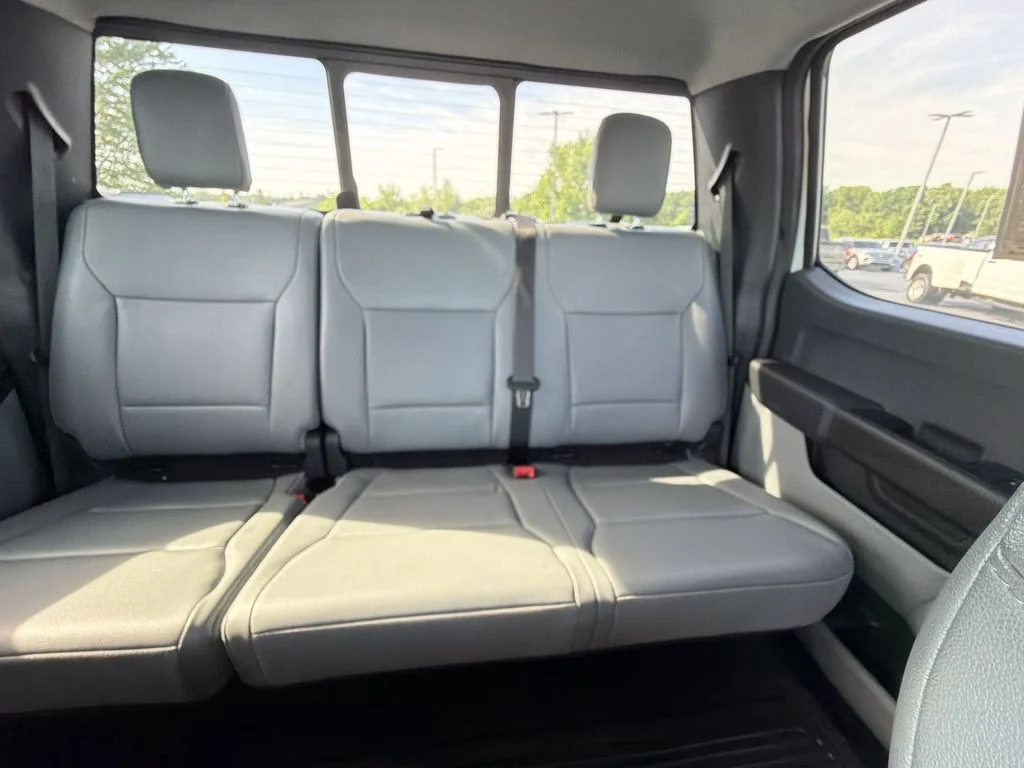Used 2025 White Ford XL image 14