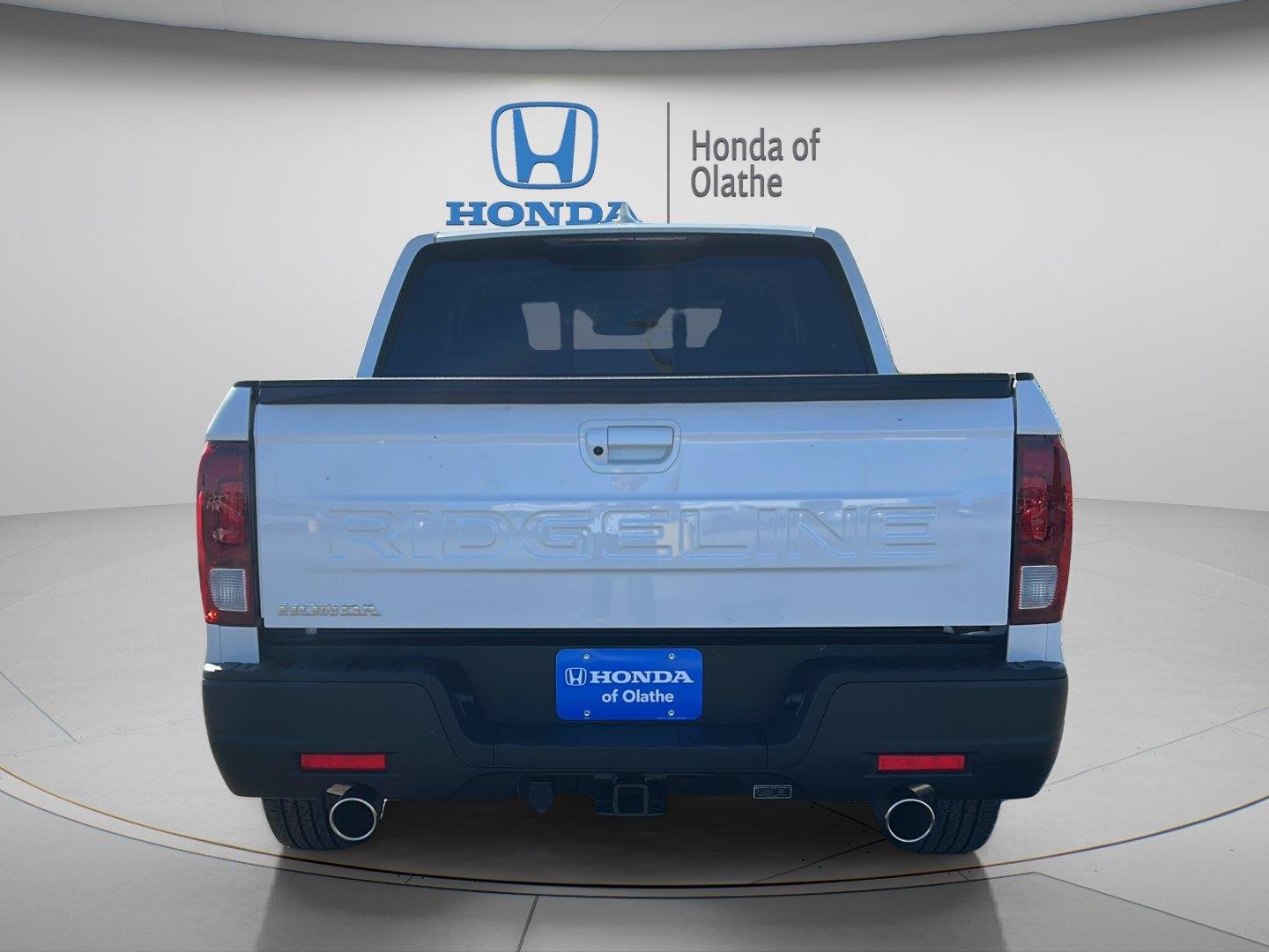 New 2026 Platinum White Pearl Honda RTL image 4