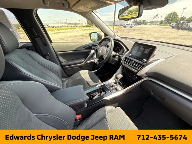 Used 2026 Black Mitsubishi SE image 40