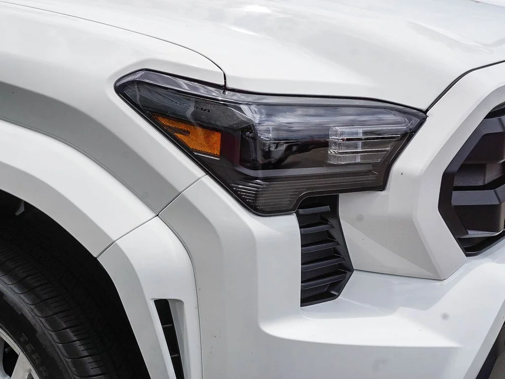 New 2026 Ice Cap Toyota  SR5 image 10