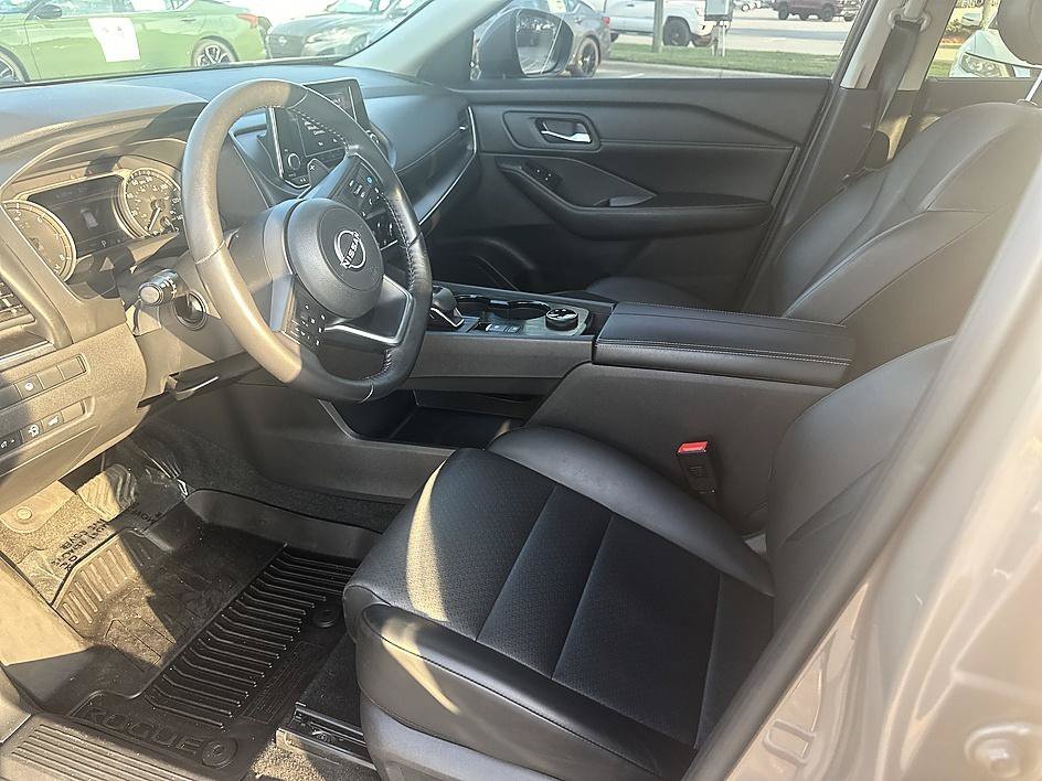 Certified Used 2024 Baja Storm Metallic Nissan SV image 13